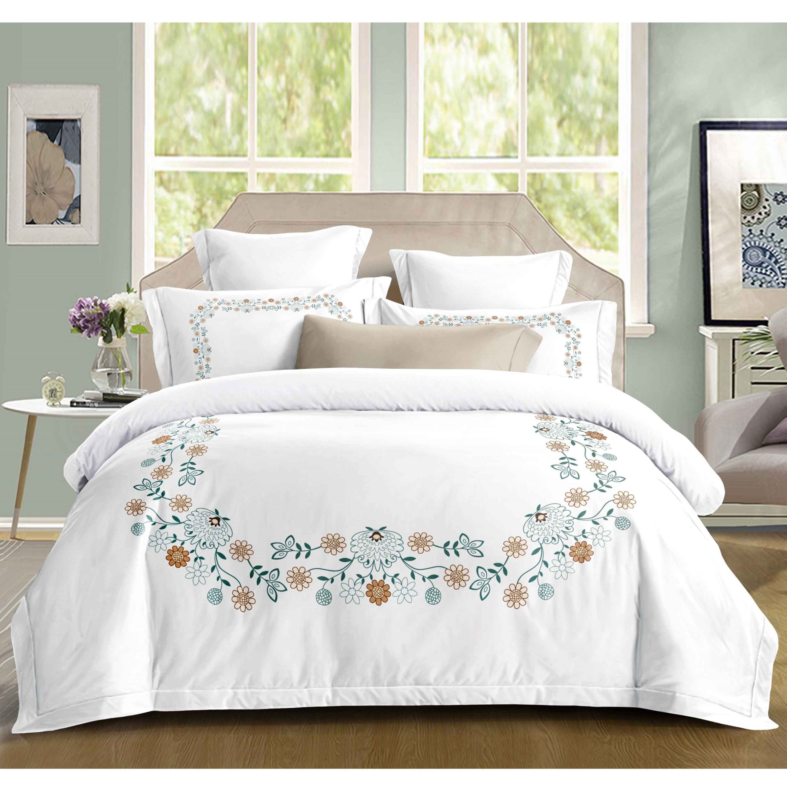 Lenjerie pat dublu, FINET FIN, 4 piese, Alb, model elegant cu flori, BG8030