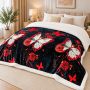 Patura pufoasa cu blanita, model Black Rose Butterfly, negru cu trandafiri rosii si fluturi, 200x220 cm